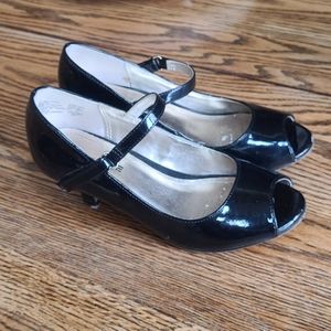 Girls American Eagle Dress Shoes